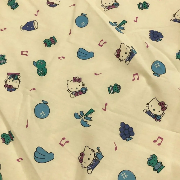 Hello Kitty Crib Bedding Sheet Balloons Music Notes Baby Toddler Sheet - Picture 5 of 16